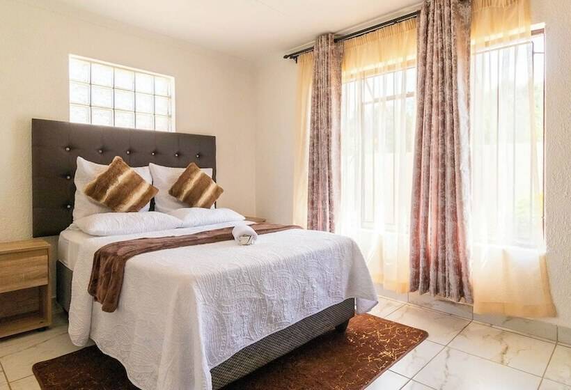 پانسیون Meredale Lodge