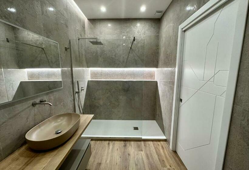 پانسیون Alma Rooms