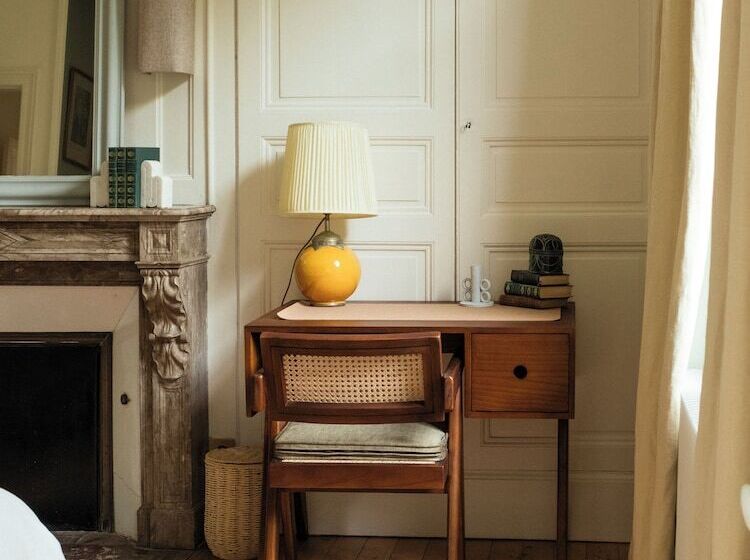 ベッドアンドブレックファースト Petit Chateau Vercourt