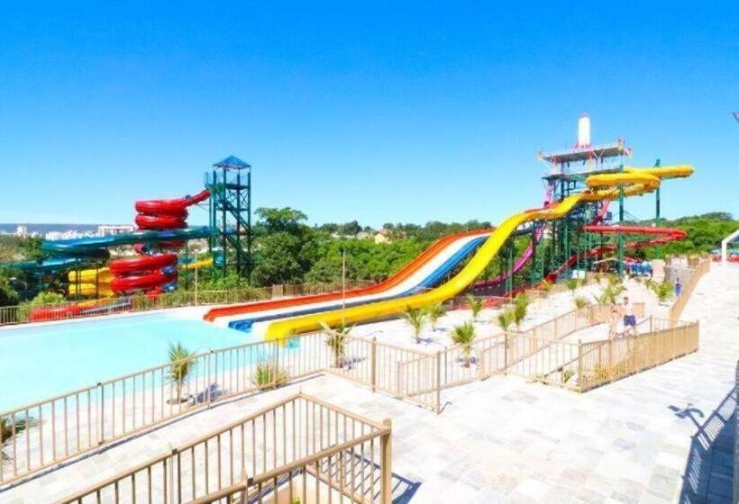 هتل Spazzio Diroma Acqua Park