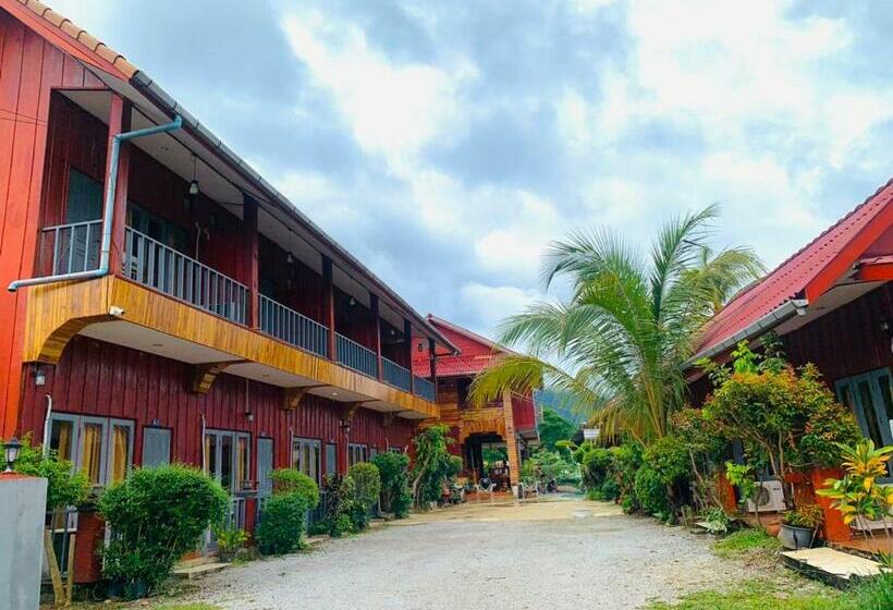 پانسیون Inthila Garden Guest House