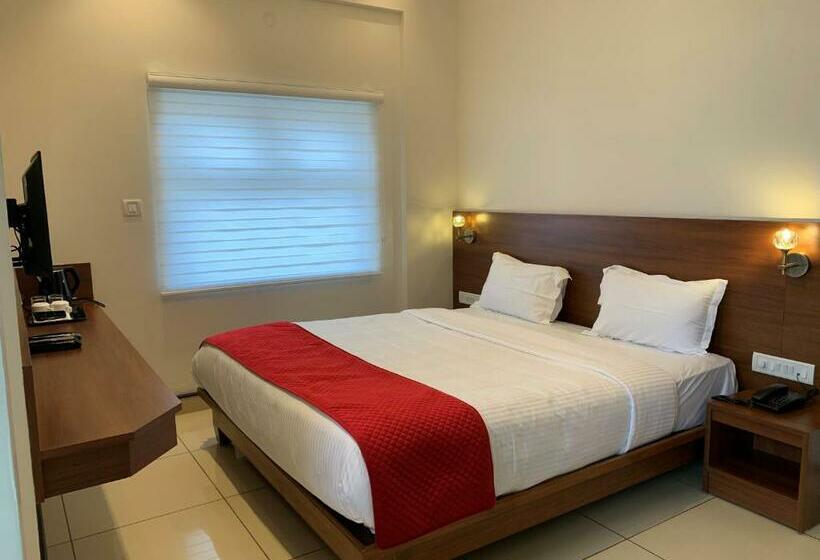 فندق Jesta Residency