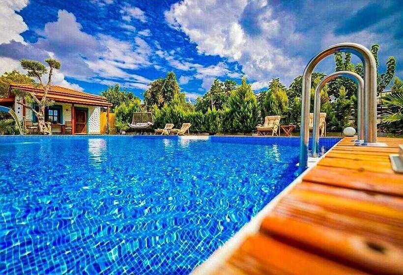 هتل Portofino Urla Boutique