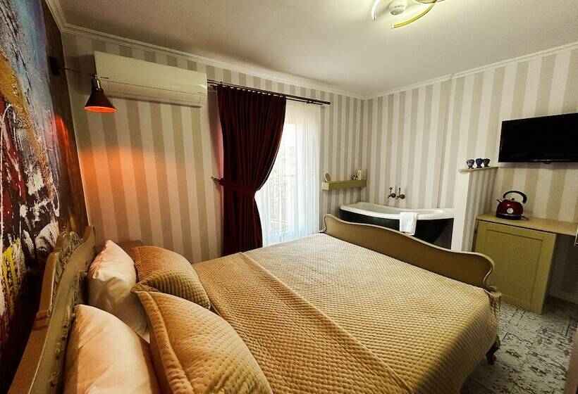 هتل Portofino Urla Boutique
