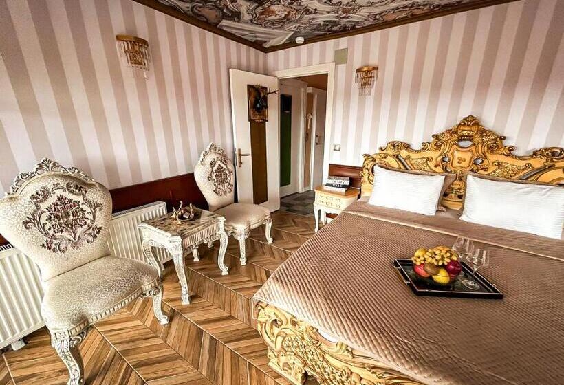 هتل Portofino Urla Boutique