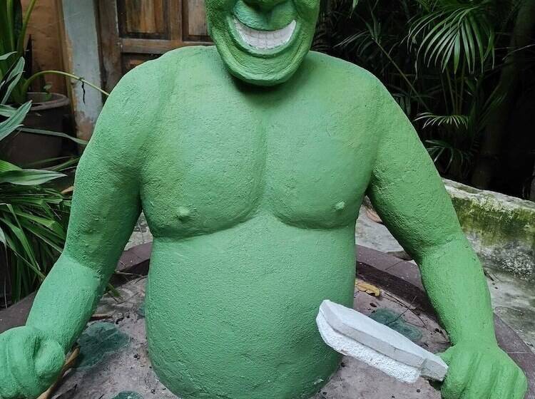 پانسیون Casa Shangri La