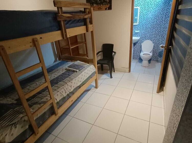 پانسیون Casa Shangri La