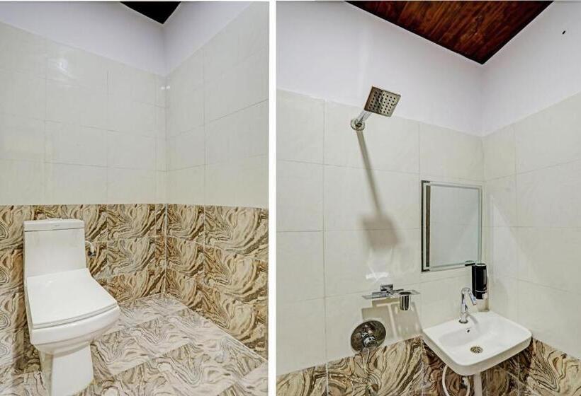 Fabhotel Dream Inn