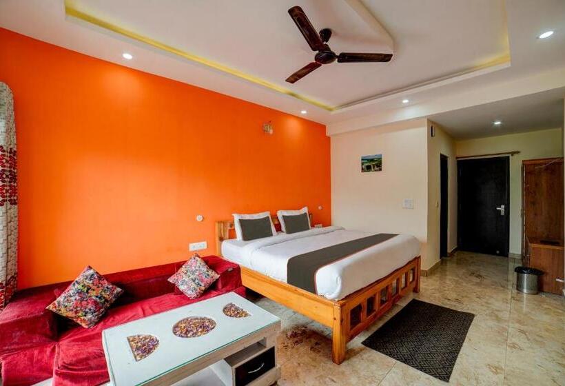 בית מלון כפרי Collection O Humming Bird