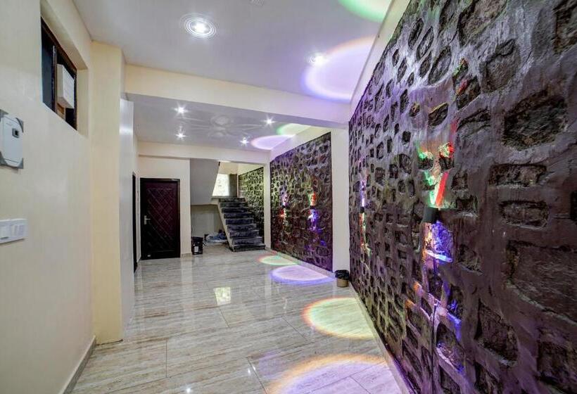 בית מלון כפרי Collection O Humming Bird