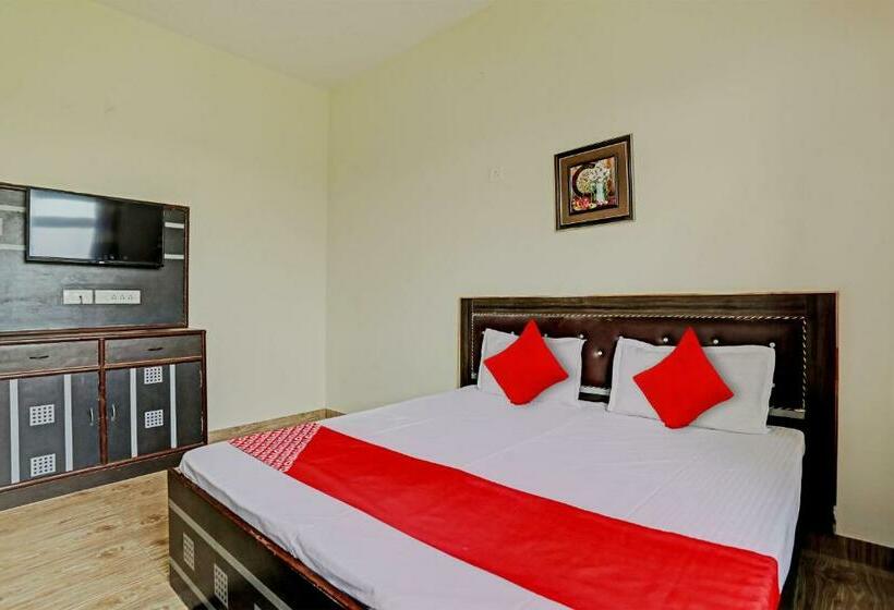 فندق Oyo Flagship Green Vatika Resort