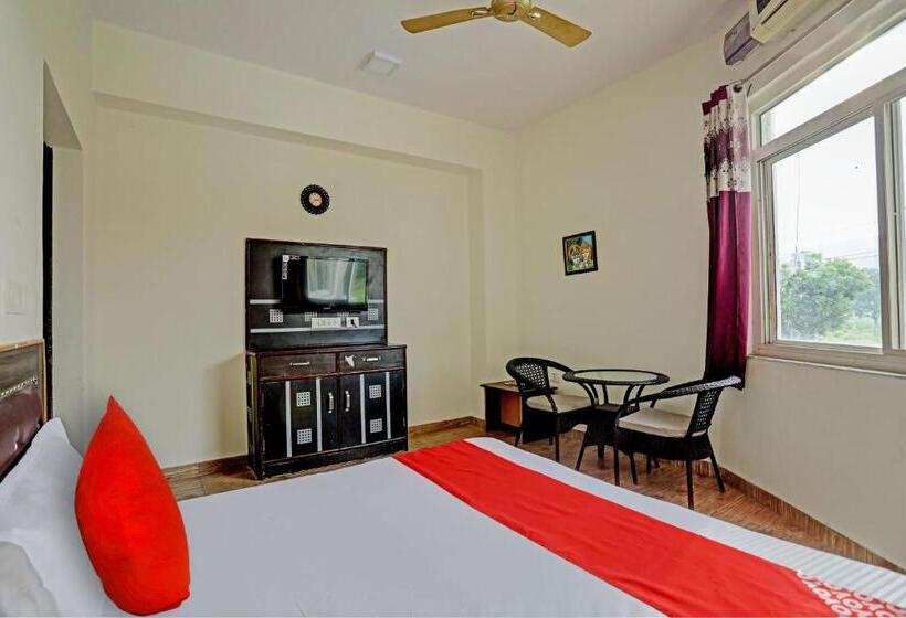 فندق Oyo Flagship Green Vatika Resort