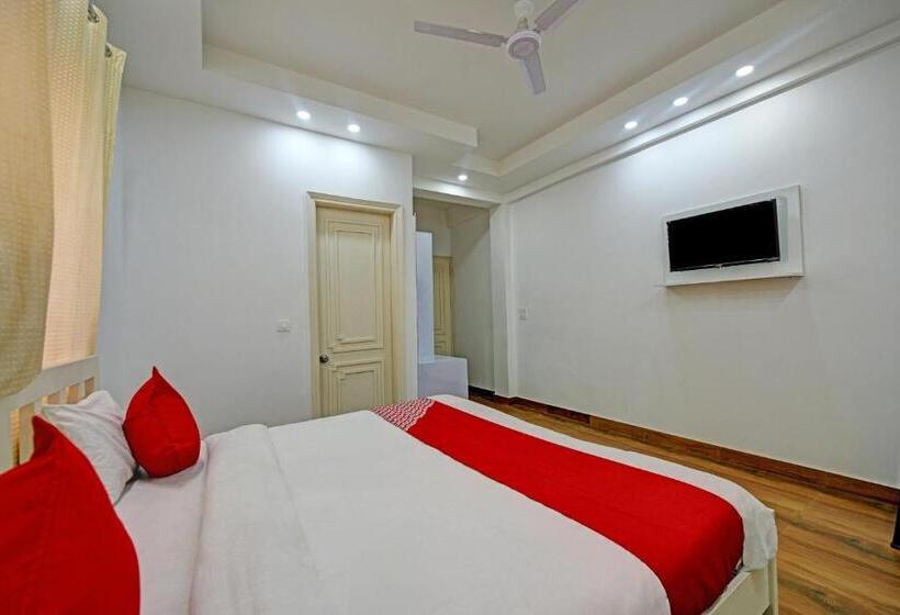 فندق Oyo Flagship Royal Residency