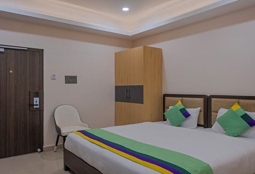בית מלון כפרי Treebo Su Casa Grand