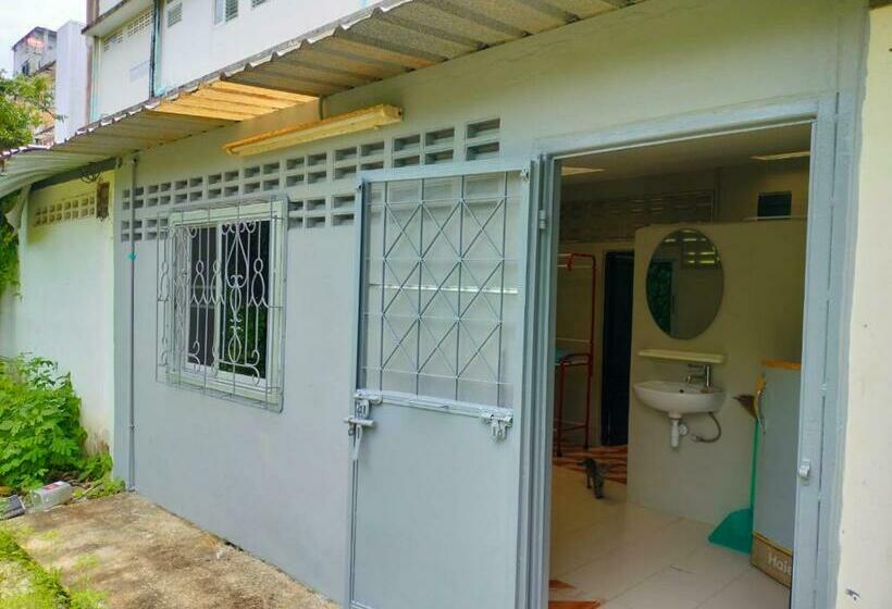 Krabi City Hostel