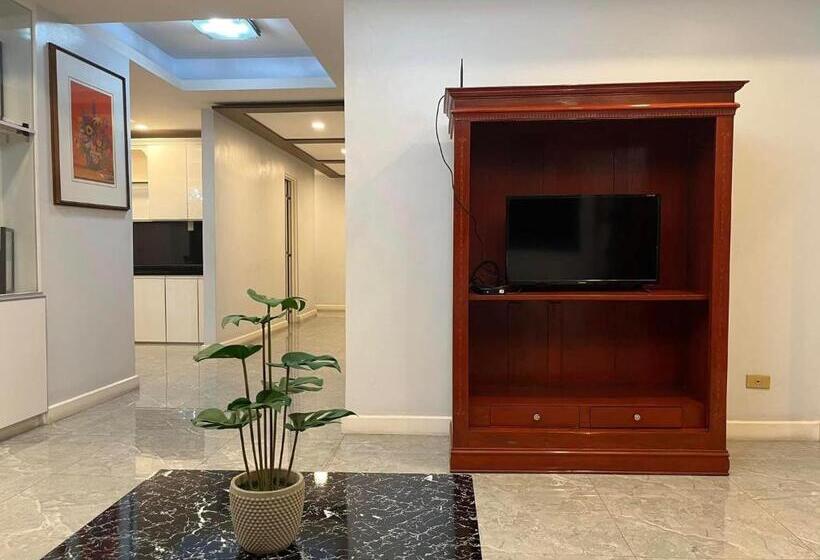 פנסיון A Touch Of Class Inn San Juan City Nr Ortigas, Bgc