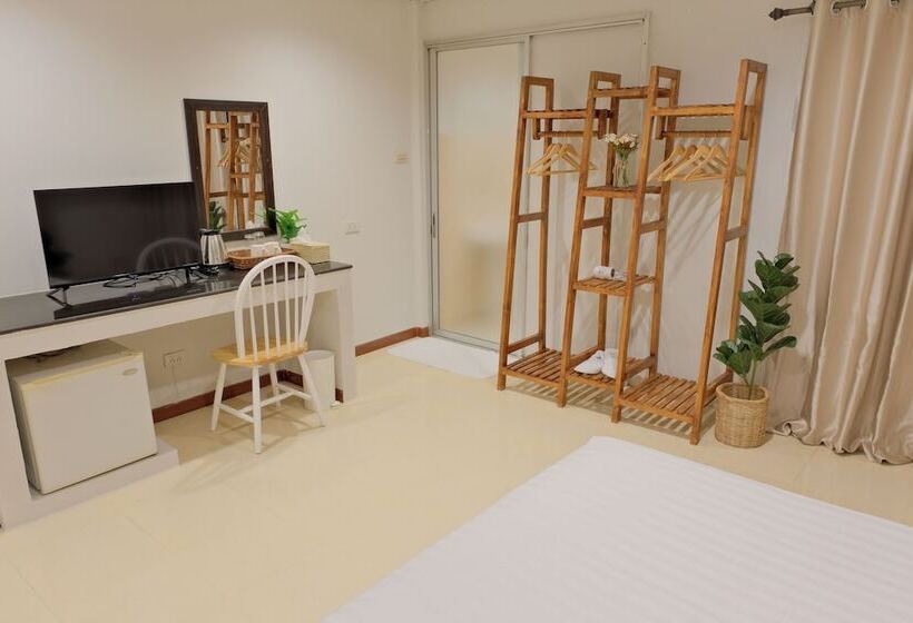 膳宿费 Baan Chinnakarn