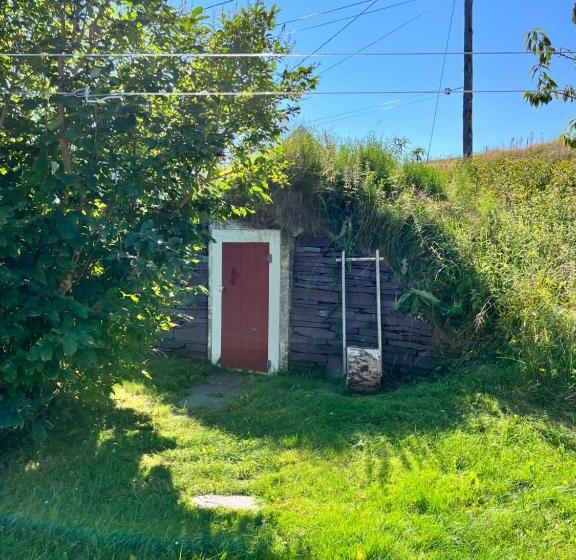 مبيت وإفطار Kelly S Landing