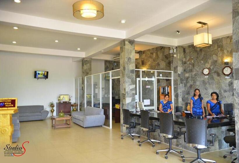 酒店 K And K Country Resort