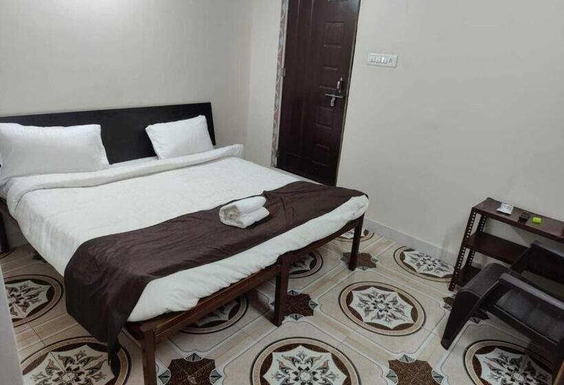 Spot On Hotel Pm