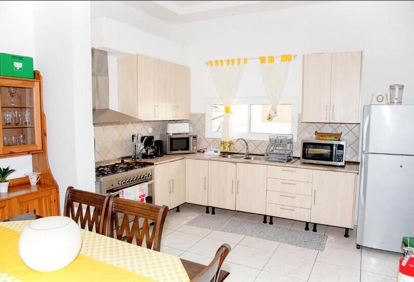 پانسیون Casa Natalia   Guesthouse