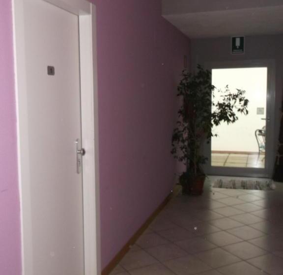 هتل Albergo Meublè Abatjour