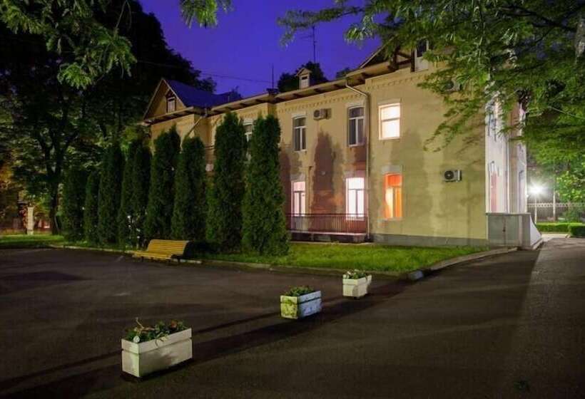 هتل Amaks Shakhter Sanatorium