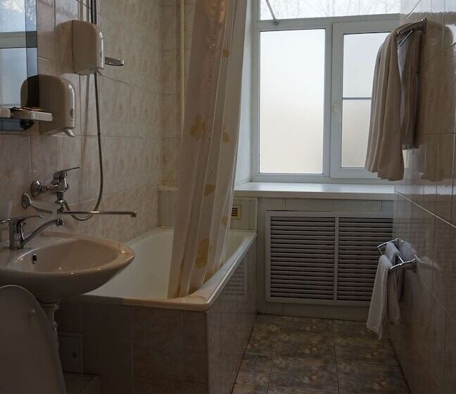 هتل Amaks Shakhter Sanatorium