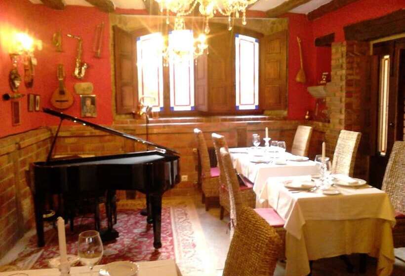 هتل La Casona De La Torre