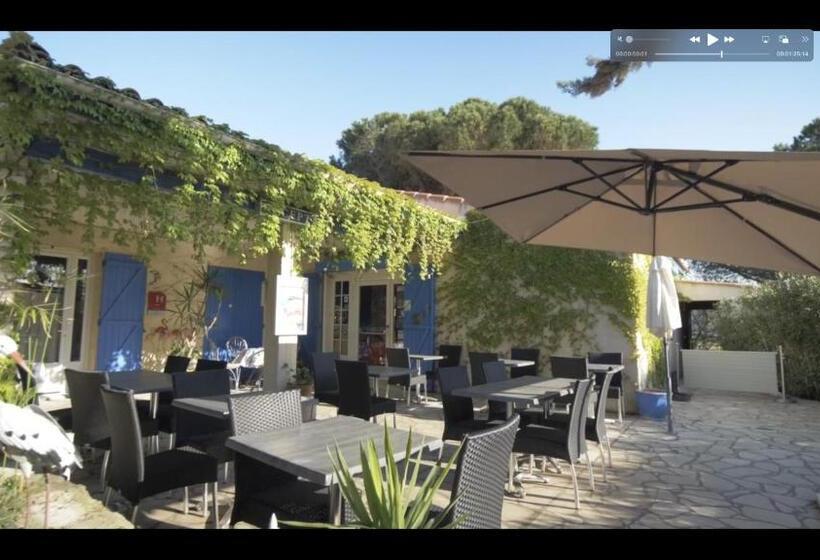 هتل Des 4 Vents Esprit Camargue