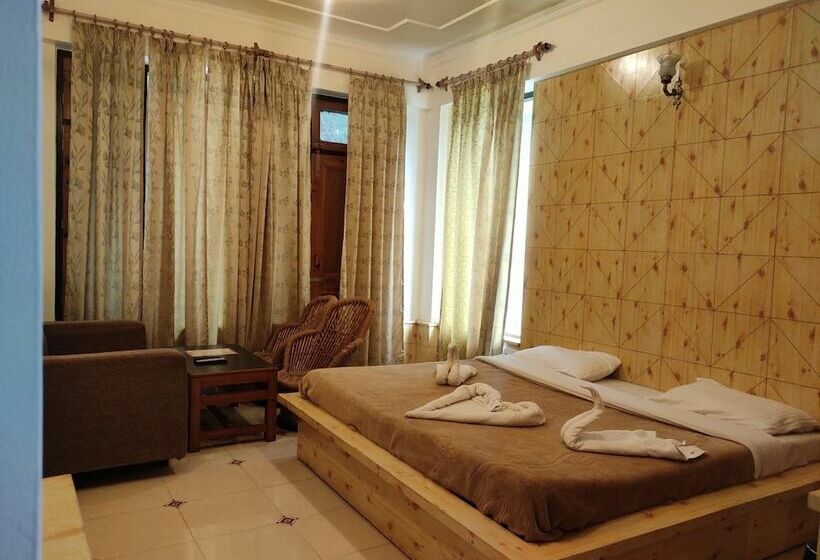 Fotos del hotel Greenwoods Inn Mcleodganj:  4
