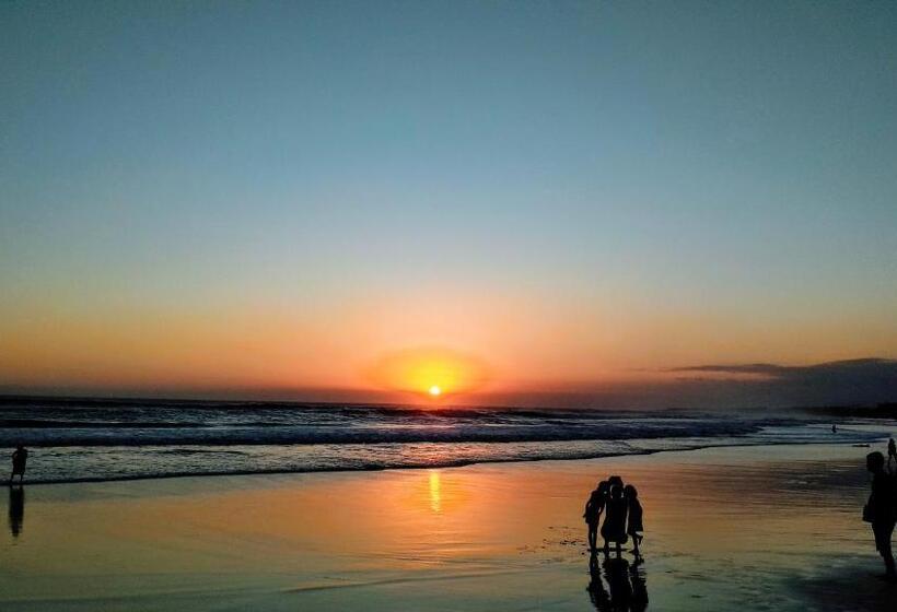 Fotos del hotel Harmony Beach Suite:  11
