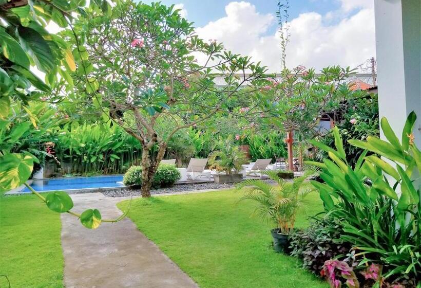 Fotos del hotel Harmony Beach Suite:  22