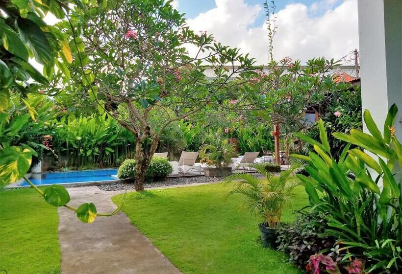 Fotos del hotel Harmony Beach Suite:  18