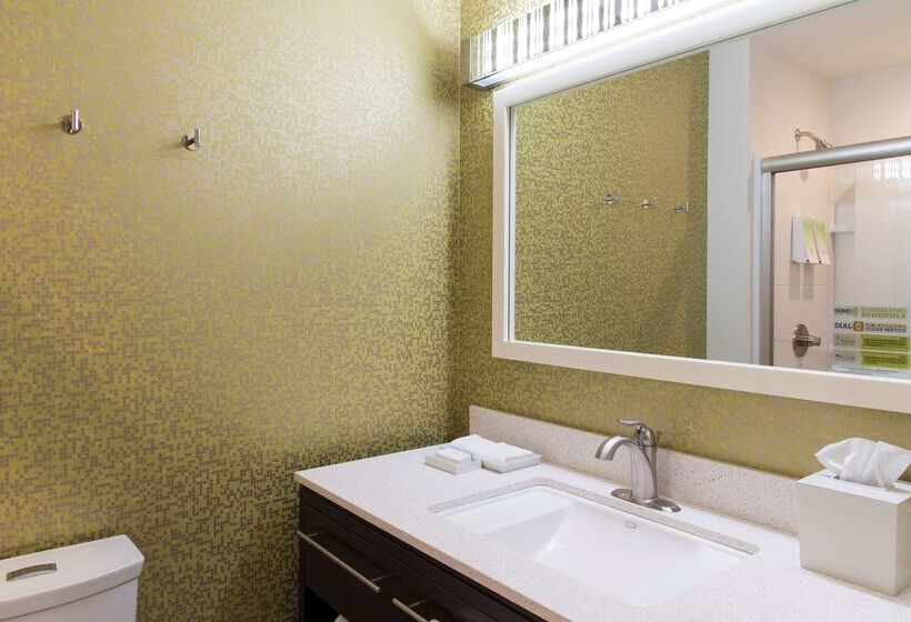 Отель Home2 Suites By Hilton Indianapolis Downtown