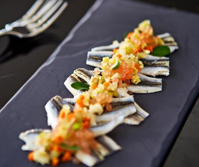 هتل Kimpton Seafire Resort + Spa, An Ihg