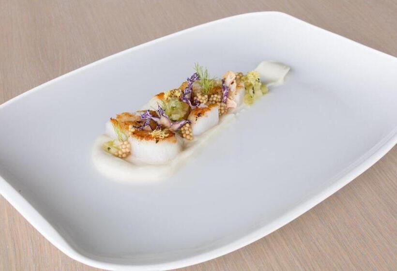هتل Kimpton Seafire Resort + Spa, An Ihg