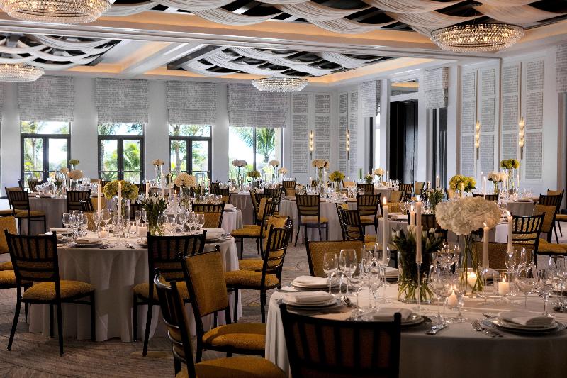 هتل Kimpton Seafire Resort + Spa, An Ihg
