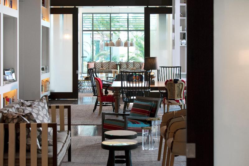 هتل Kimpton Seafire Resort + Spa, An Ihg