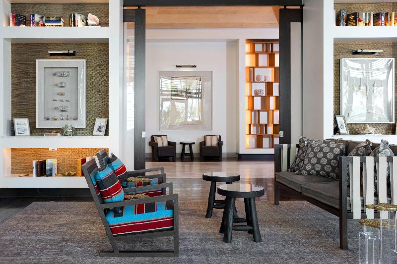 هتل Kimpton Seafire Resort + Spa, An Ihg