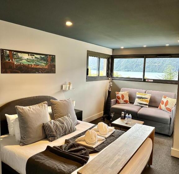 هتل Les Suites Du Lac