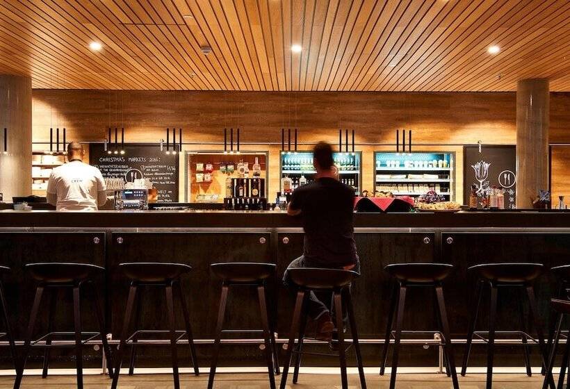 Fotos del hotel Moxy Berlin Ostbahnhof:  4