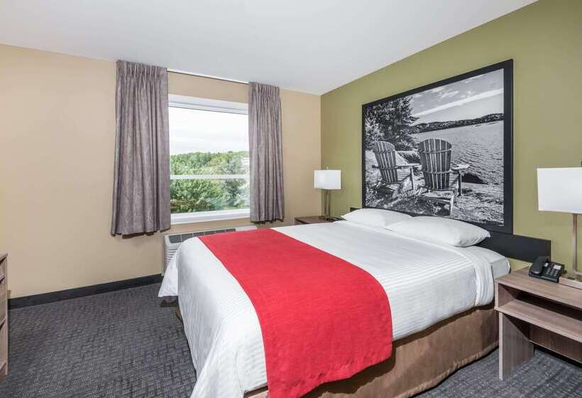 هتل Super 8 By Wyndham Mont Laurier