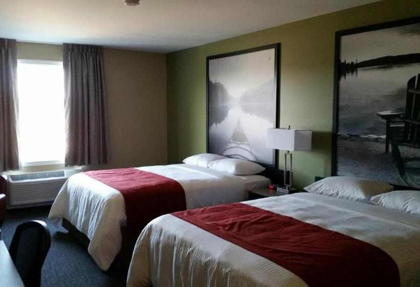 هتل Super 8 By Wyndham Mont Laurier