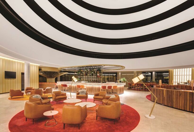 Vibe Hotel Canberra