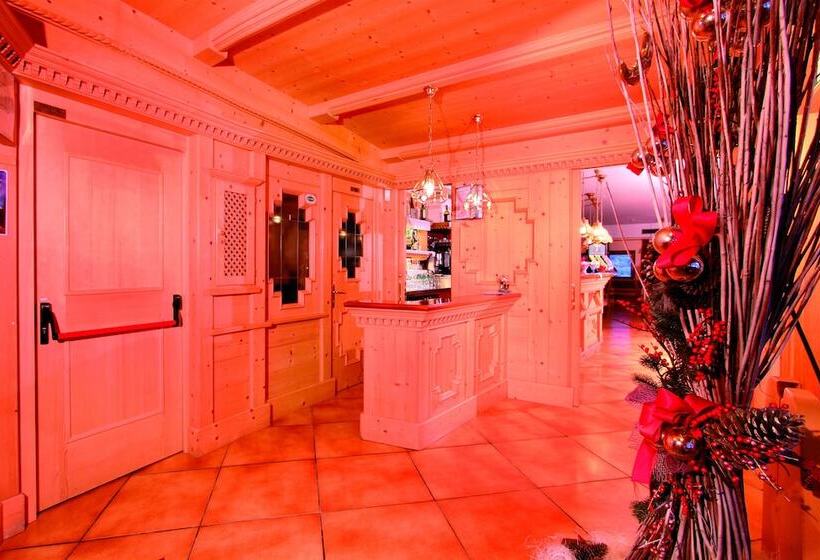 هتل Villetta Maria Cottage