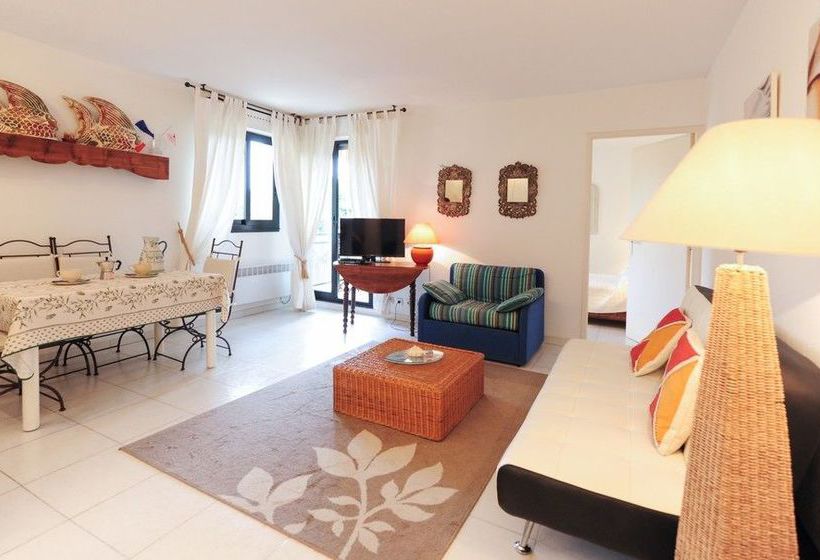 Le Corail 5 Stars Holiday House