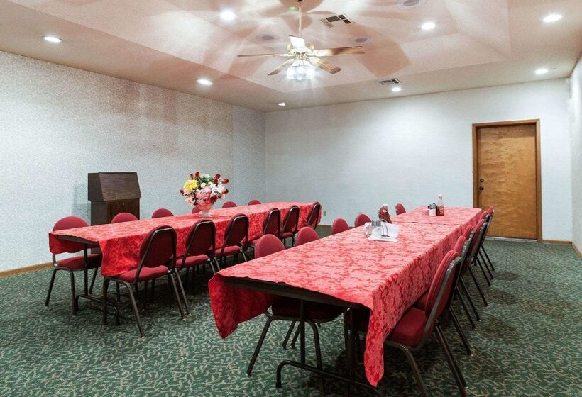 مُتل Rodeway Inn