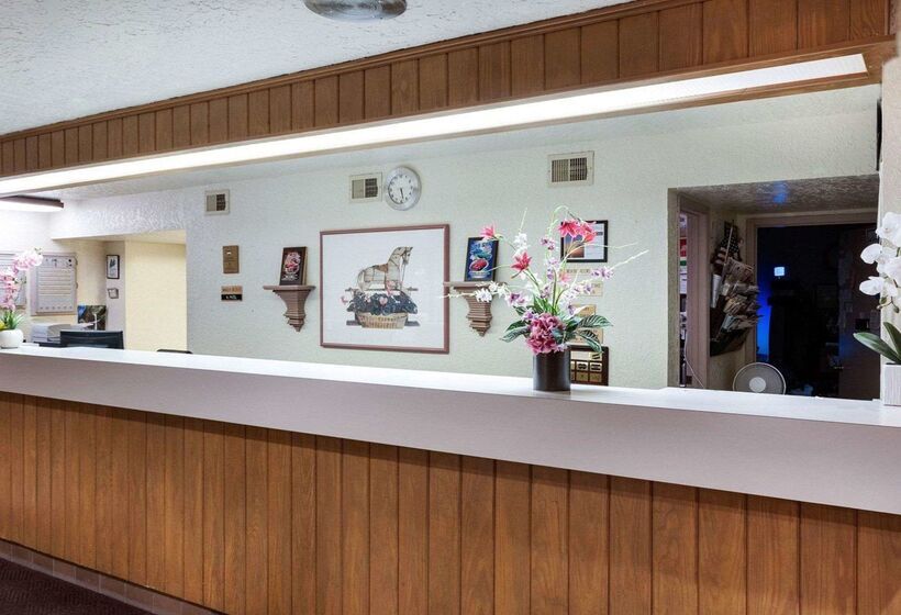 مُتل Rodeway Inn