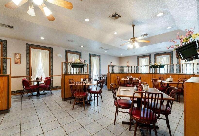 مُتل Rodeway Inn